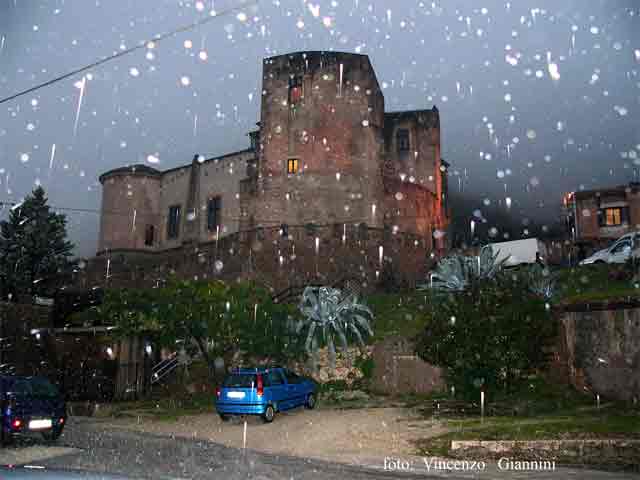 Pioggia sul castello